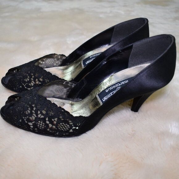Stuart Weitzman VTG Black Satin Lace Open Toe Heels Size 8.5 Dress Shoe - Picture 2 of 11